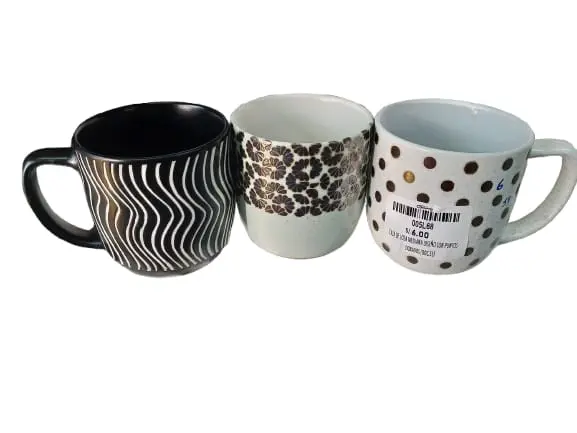 TAZA DE LOZA MEDIANA DISEÑO  RAYAS PUNTOS Y FLORES (DOC.55)